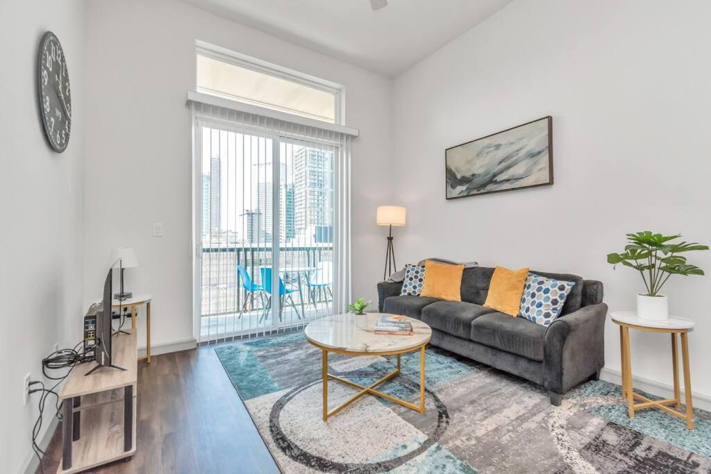Penthouse Cool-Oasis-In-Houston-Rental Car Available-View-Great-Sleep Esterno foto
